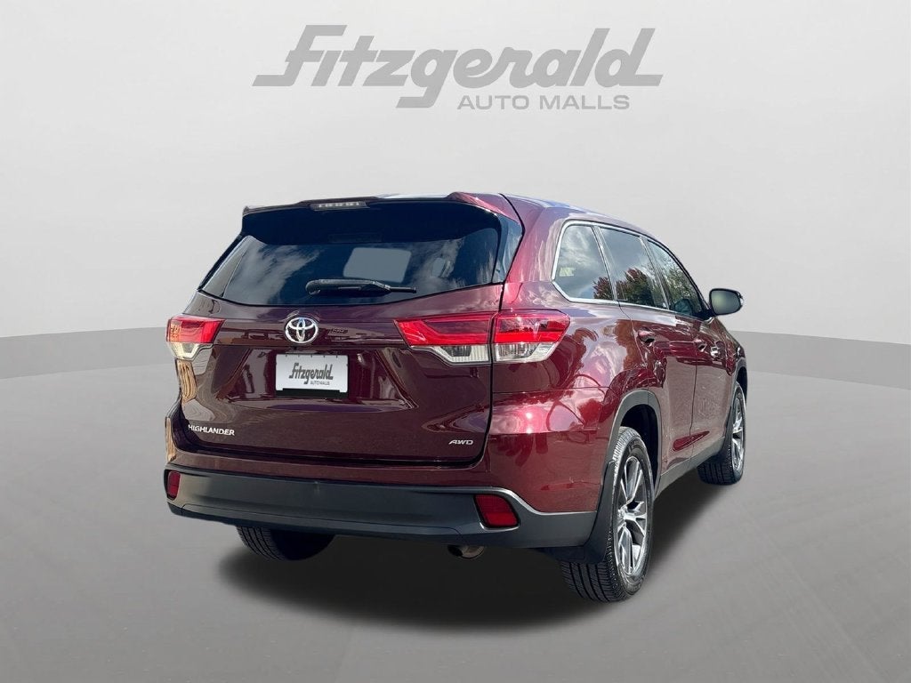 2019 Toyota Highlander LE