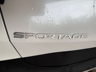 2023 Kia Sportage Hybrid LX