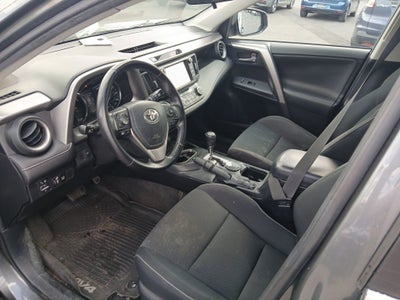 2016 Toyota RAV4 Hybrid XLE