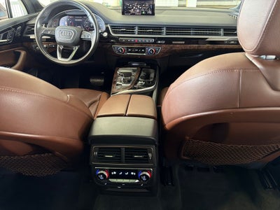 2019 Audi Q7 55 Prestige quattro