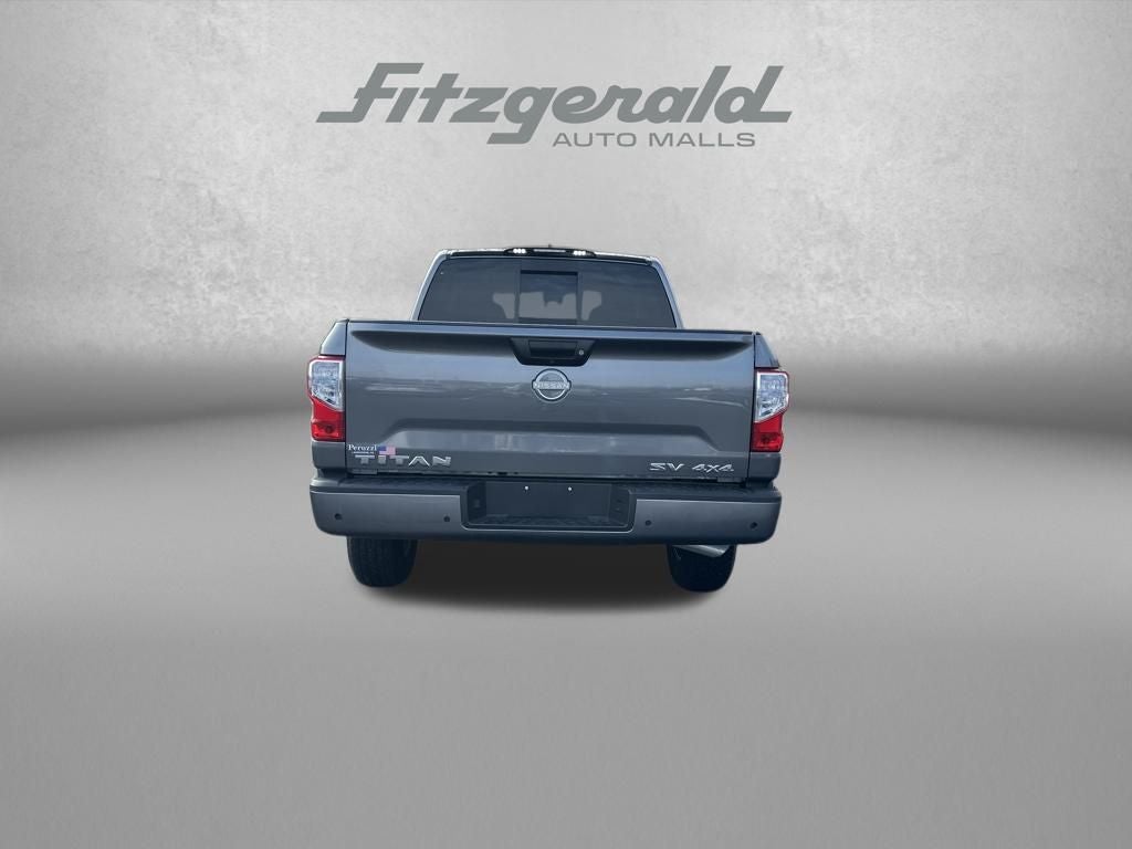 2024 Nissan Titan SV