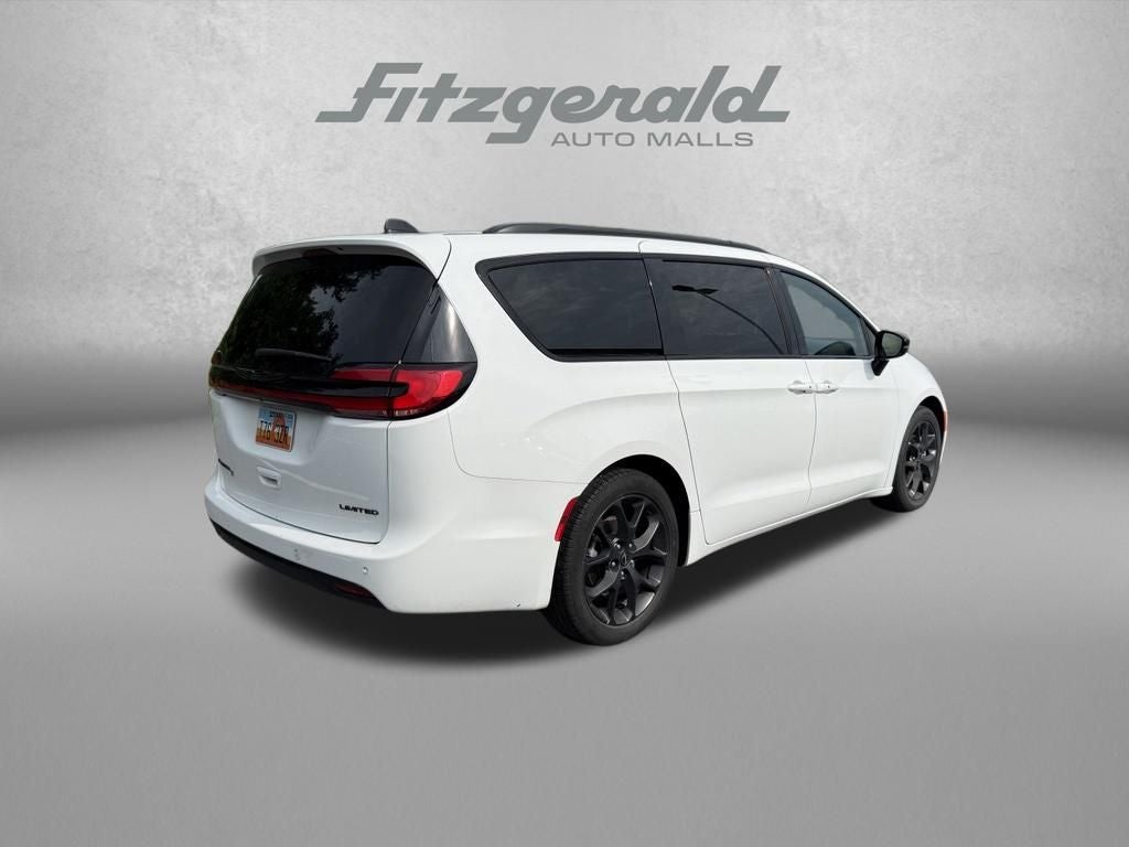 2025 Chrysler Pacifica Limited
