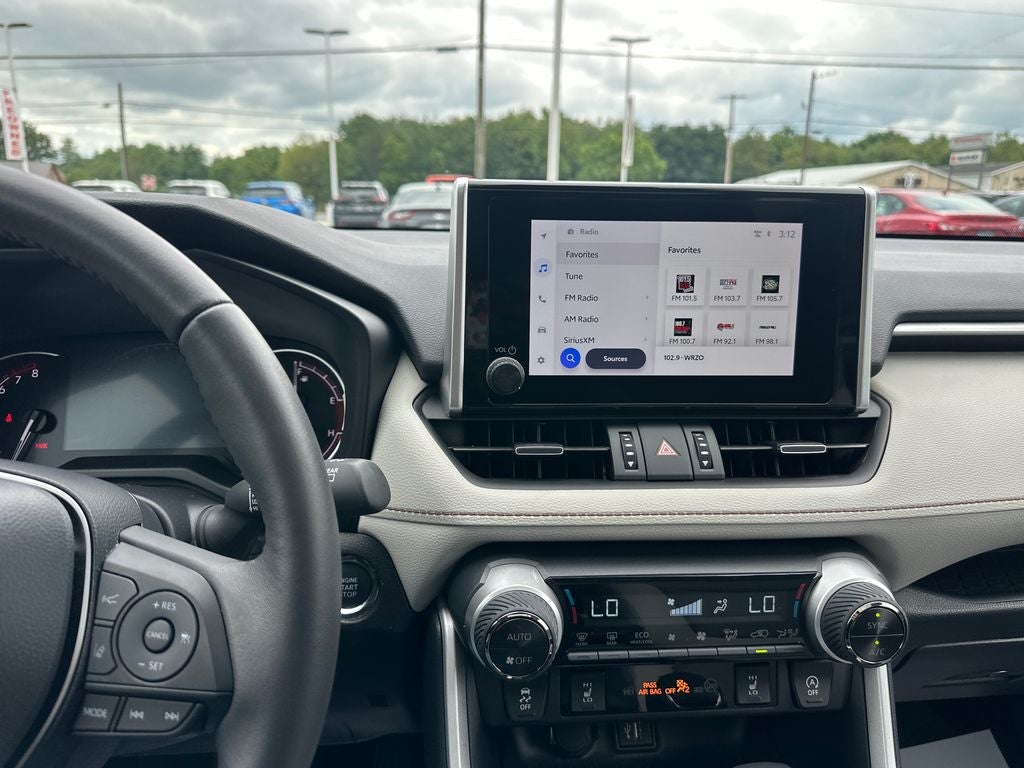 2025 Toyota RAV4 XLE Premium