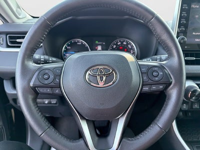 2022 Toyota RAV4 Hybrid XLE Premium