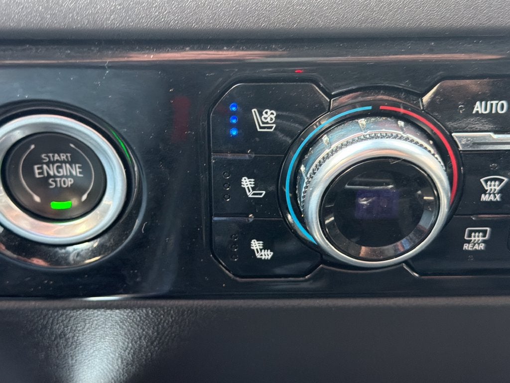 2023 GMC Sierra SLT