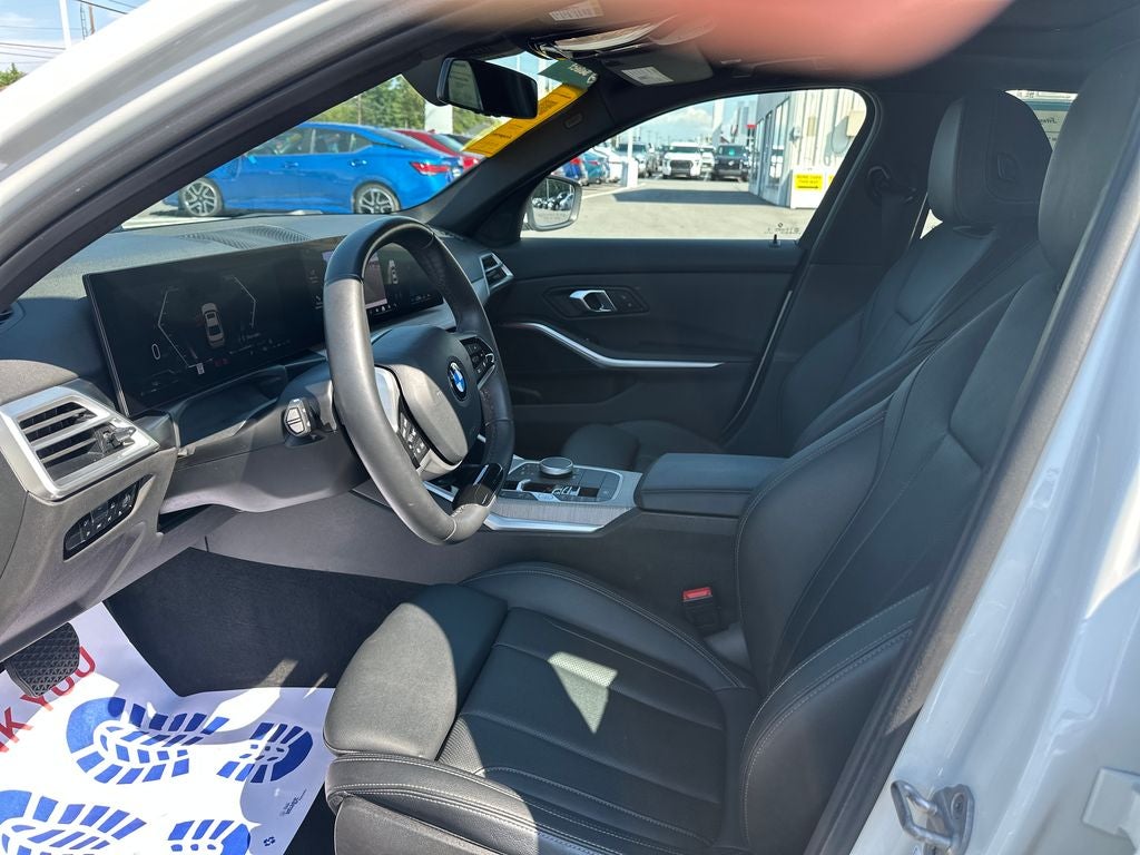 2025 BMW 330i 330i