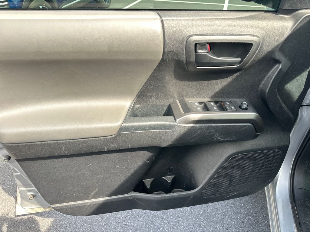 2021 Toyota TACOMA SR5 SR5 V6