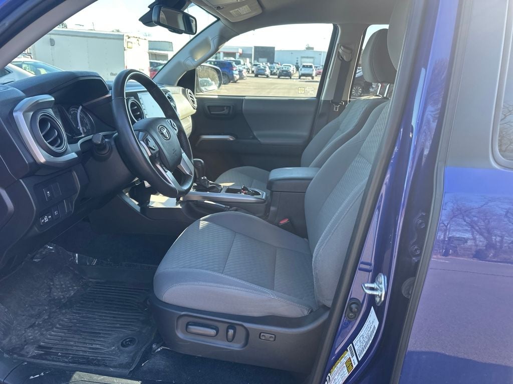 2022 Toyota Tacoma SR5 V6