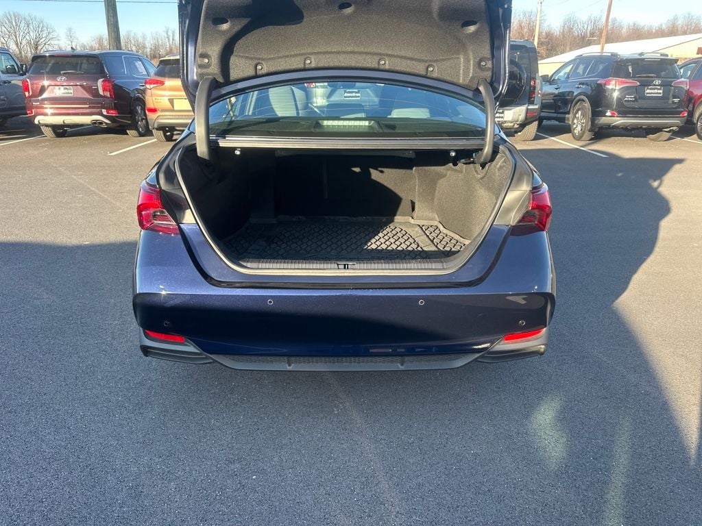 2022 Toyota Avalon Hybrid Limited