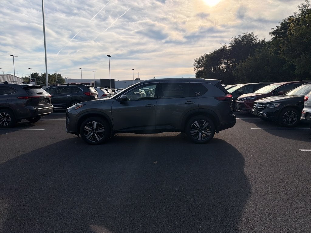 2024 Nissan Rogue SL