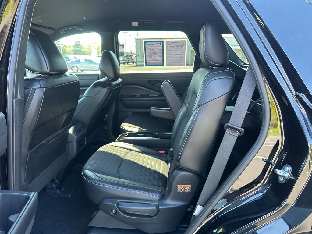2025 Nissan Pathfinder Rock Creek