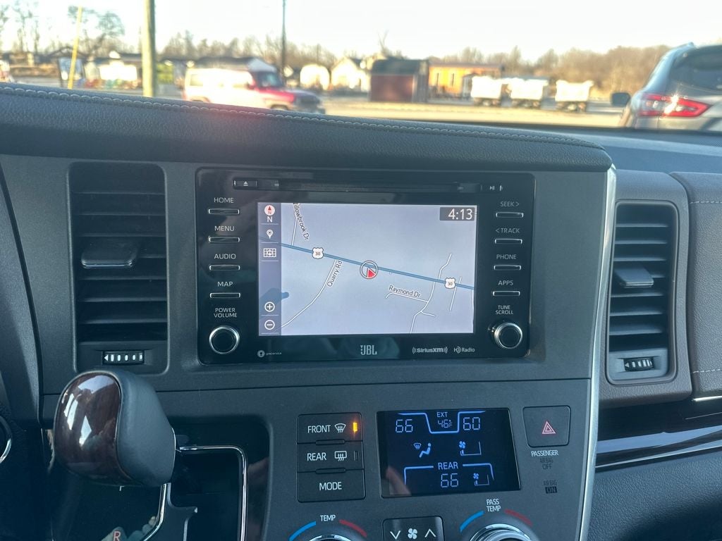 2019 Toyota Sienna Limited Premium 7 Passenger