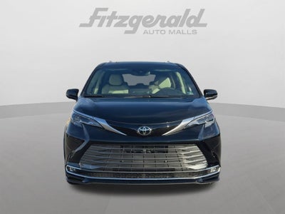 2026 Toyota Sienna Platinum 7 Passenger