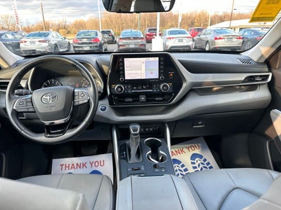 2021 Toyota HIGHLANDER XLE