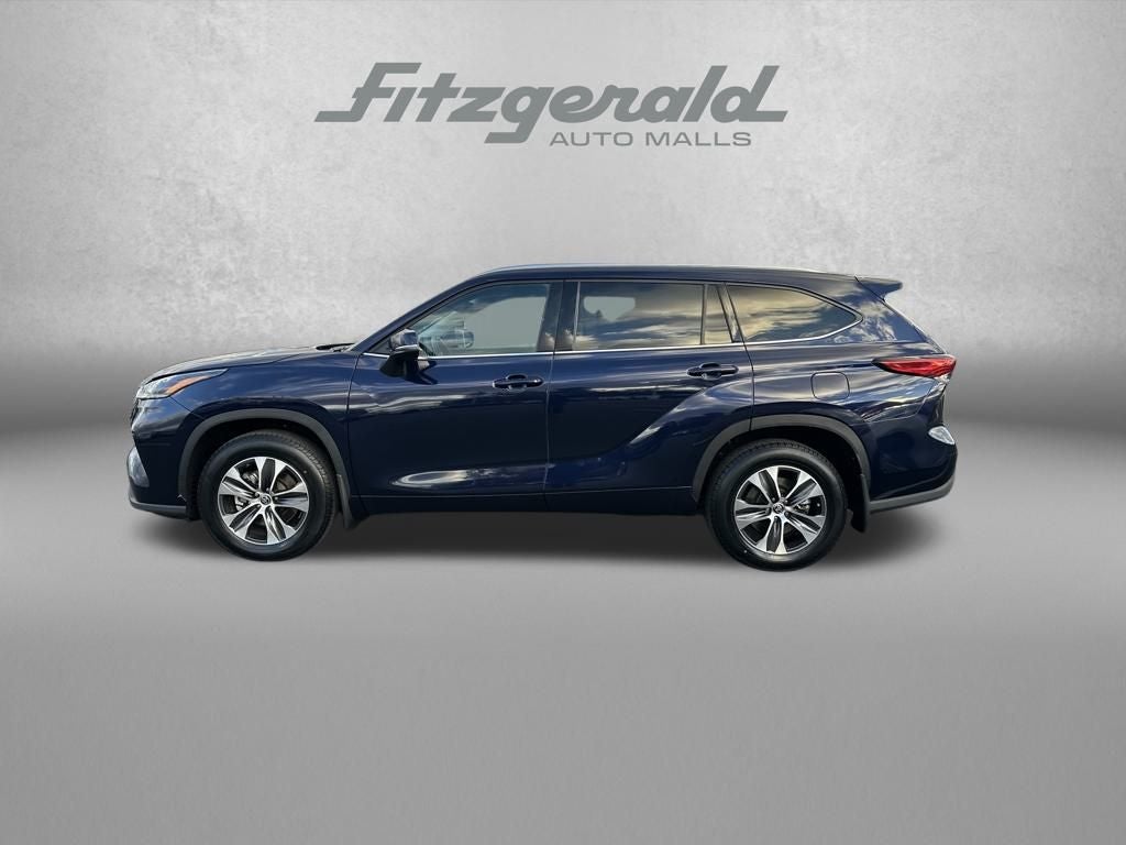 2021 Toyota HIGHLANDER XLE