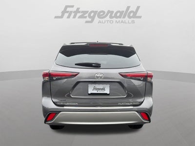 2024 Toyota Highlander Platinum