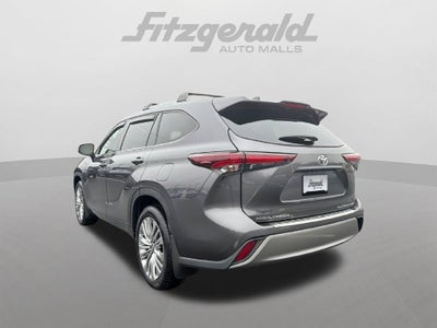 2024 Toyota Highlander Platinum