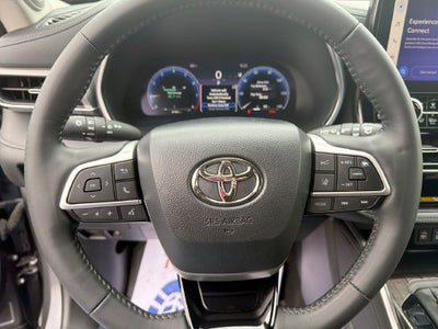 2024 Toyota Highlander Platinum
