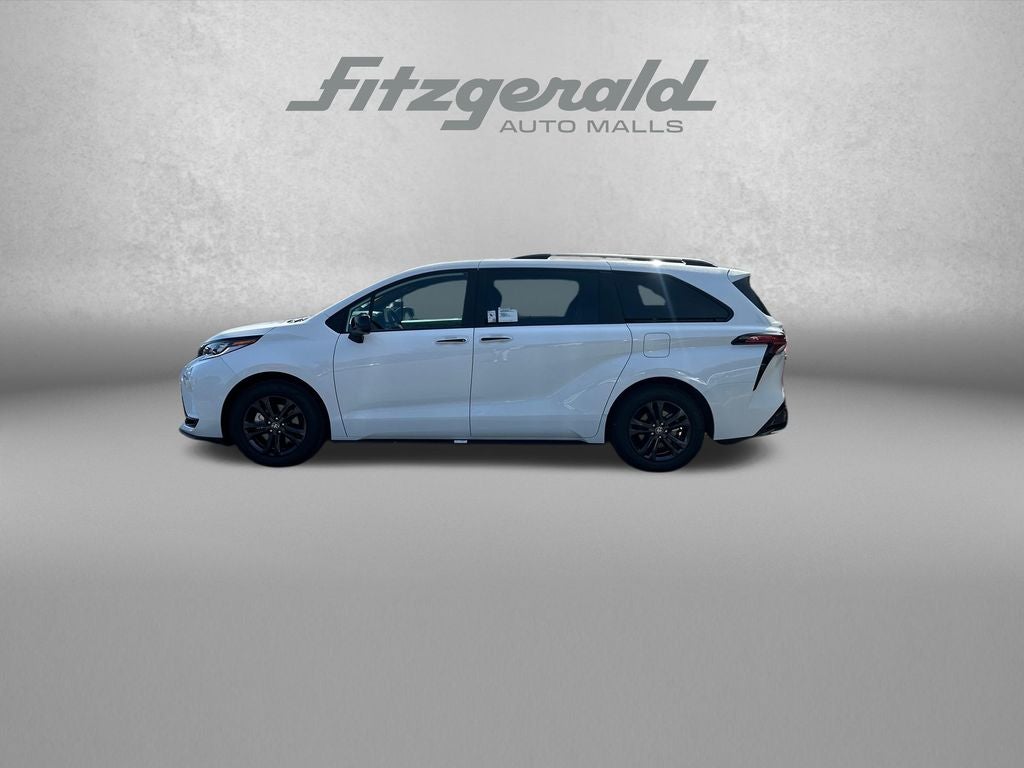 2026 Toyota Sienna XSE 7 Passenger