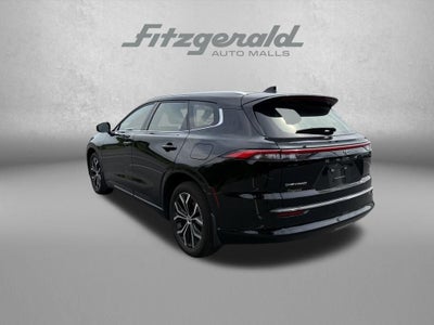 2025 Toyota Toyota Crown Signia XLE