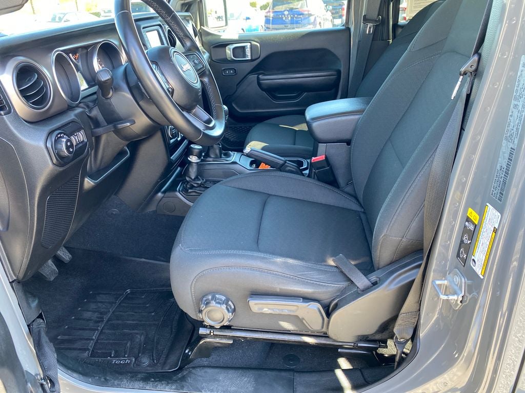 2020 Jeep Gladiator Sport