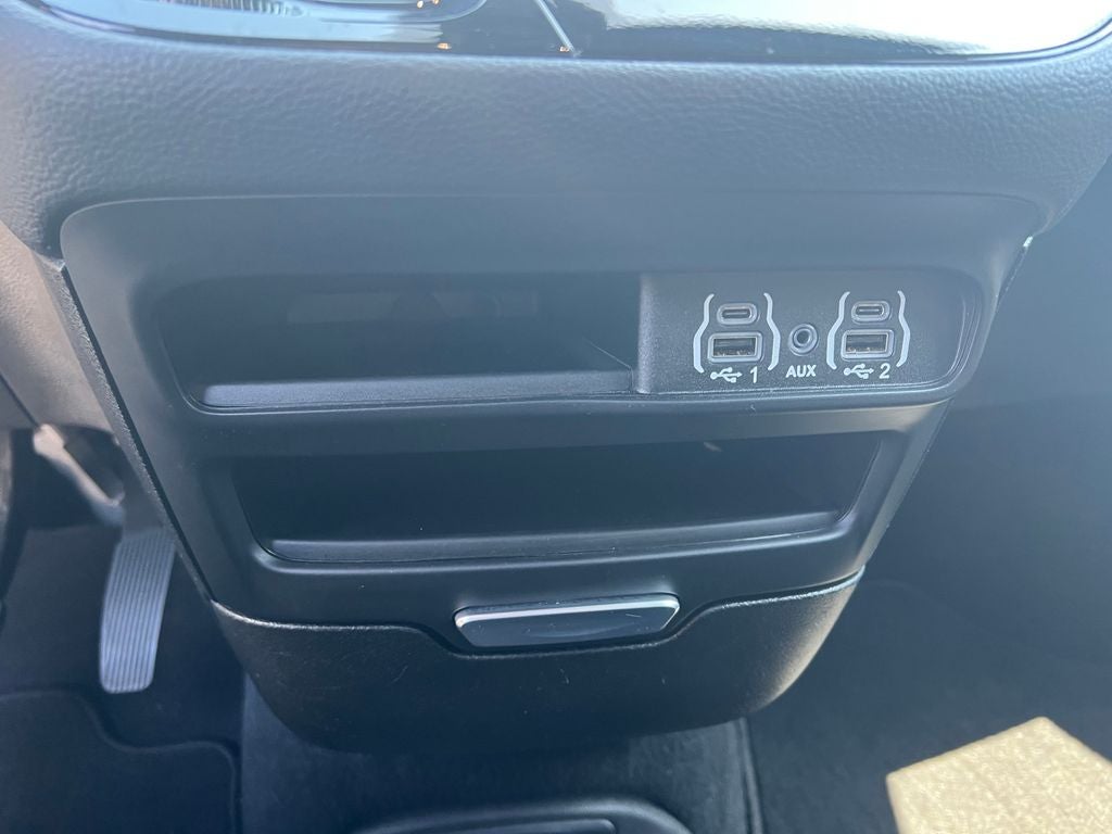 2024 Chrysler Pacifica Touring