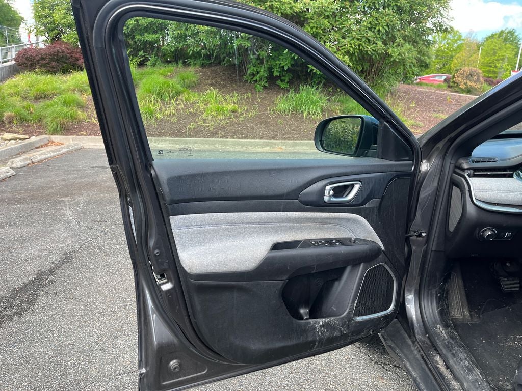 2023 Jeep Compass Sport