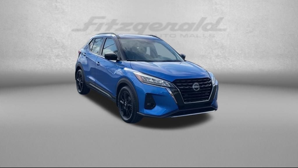 2023 Nissan Kicks SR