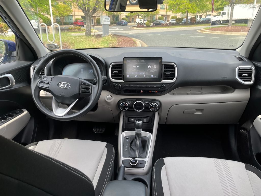 2025 Hyundai Venue SEL