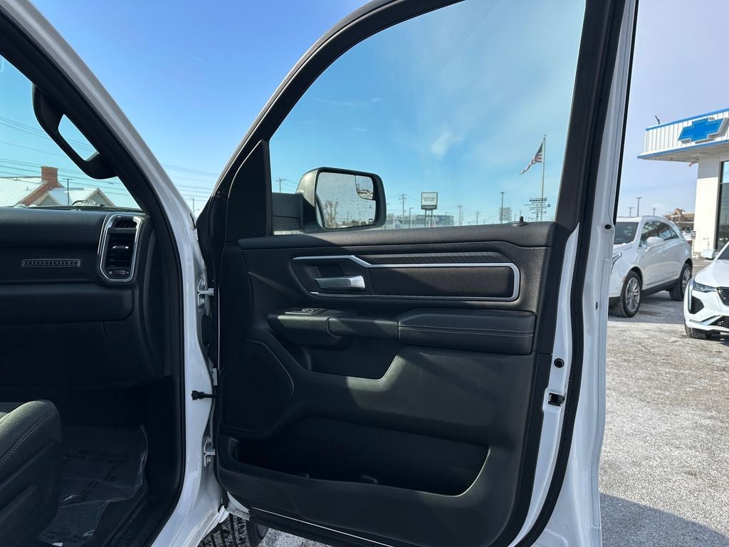 2025 RAM 1500 Big Horn Crew Cab 4x4 5'7' Box