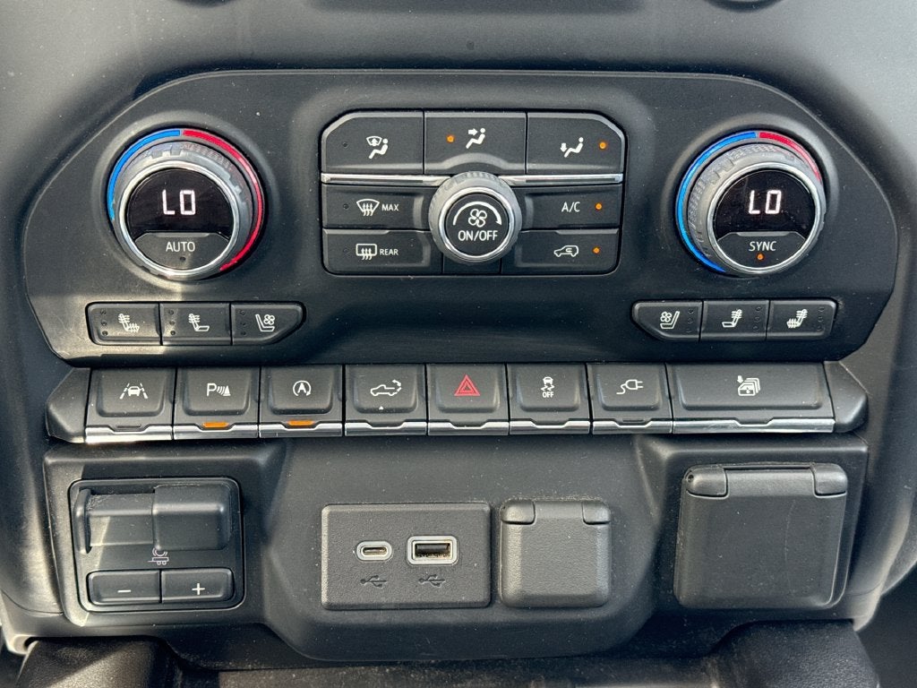 2021 Chevrolet Silverado 1500 4WD Crew Cab Short Bed LTZ