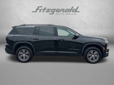 2025 Chevrolet Traverse AWD LT