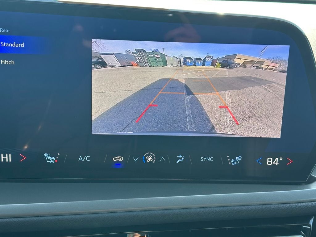 2025 Chevrolet Traverse AWD LT