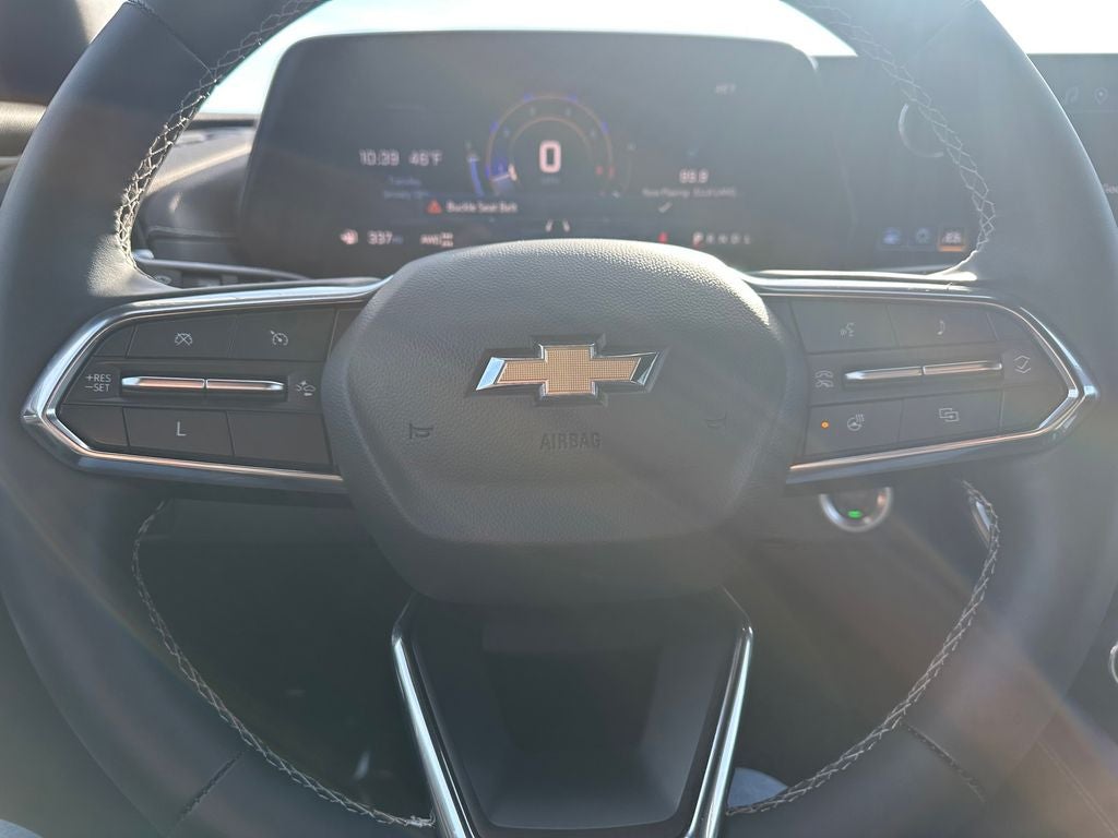 2025 Chevrolet Traverse AWD LT