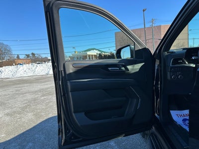 2025 Chevrolet Suburban LT