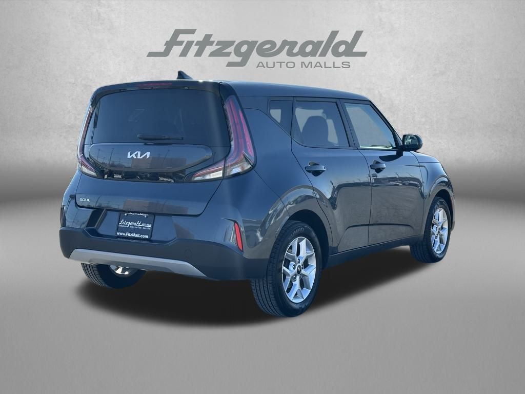 2023 Kia Soul LX