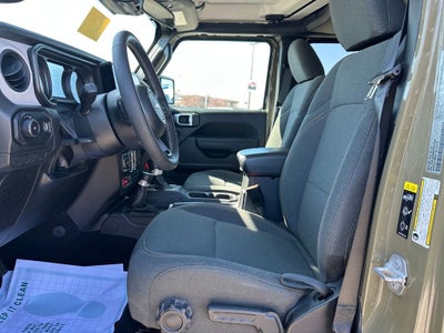 2025 Jeep Wrangler 4-Door Willys 4x4