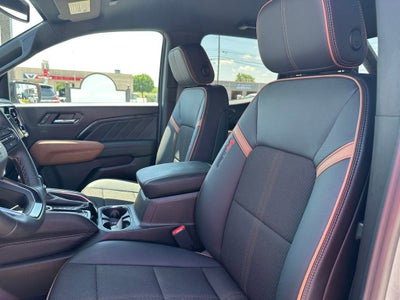 2025 GMC Canyon AT4