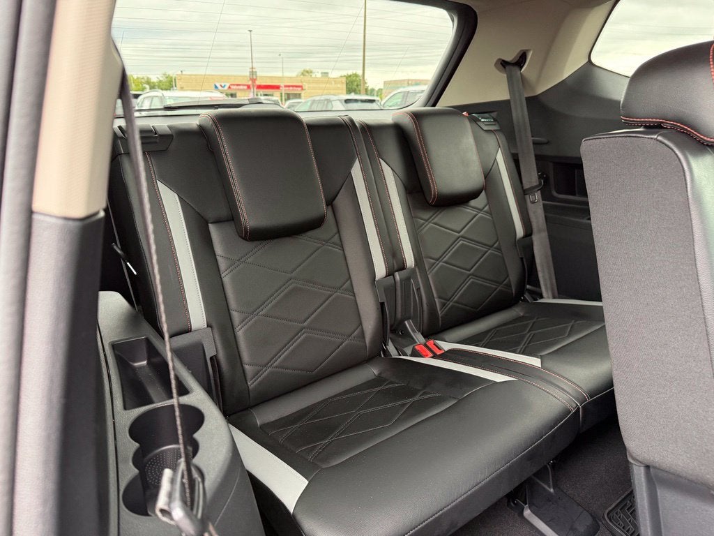 2024 Volkswagen Atlas 2.0T Peak Edition SE w/Technology