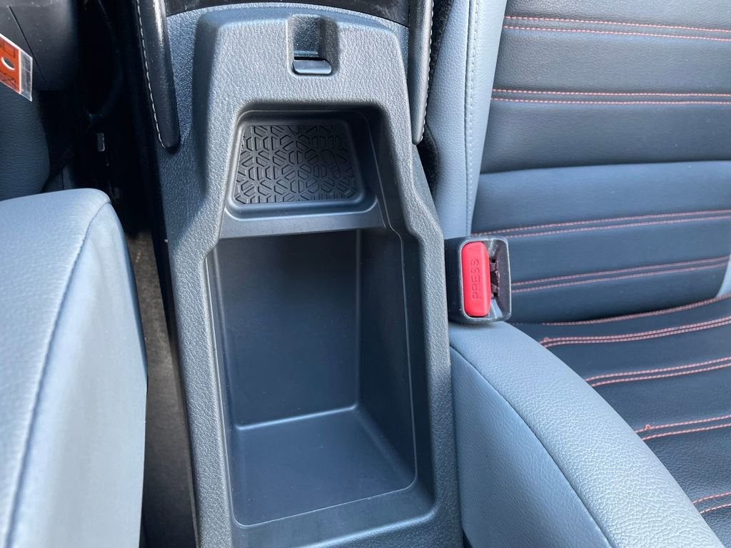 2023 Nissan Kicks SR Xtronic CVT