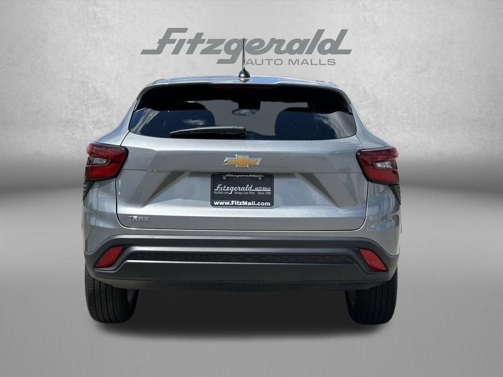 2025 Chevrolet Trax LS
