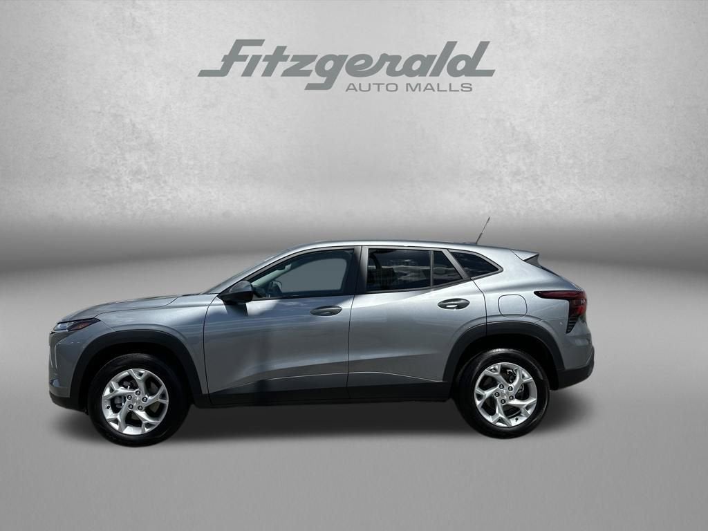 2025 Chevrolet Trax LS