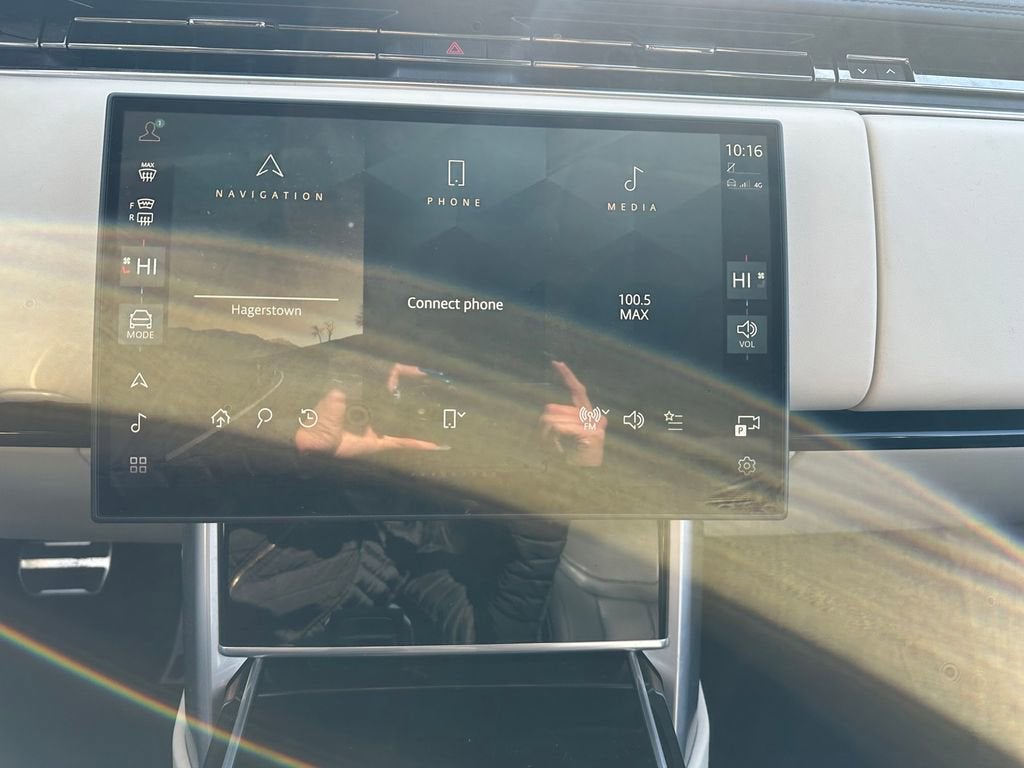 2024 Land Rover Range Rover P550e Autobiography