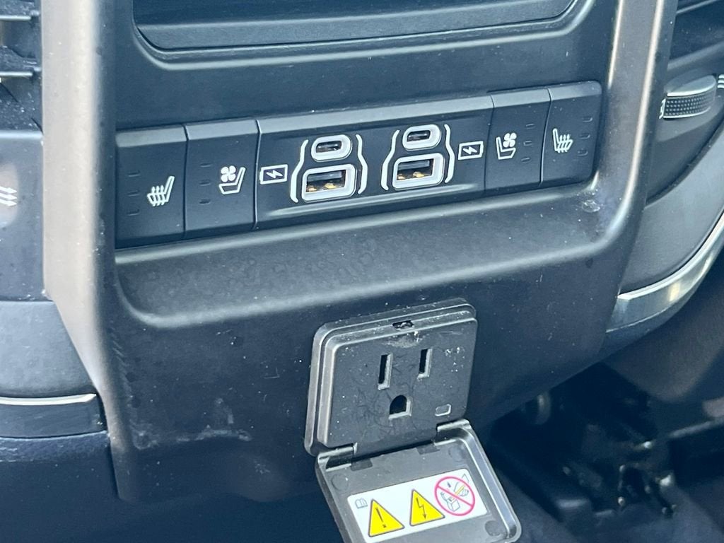 2023 RAM 1500 Limited