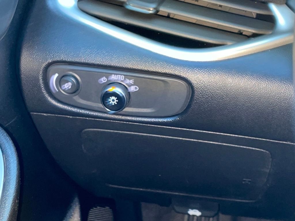 2023 Chevrolet Malibu LS