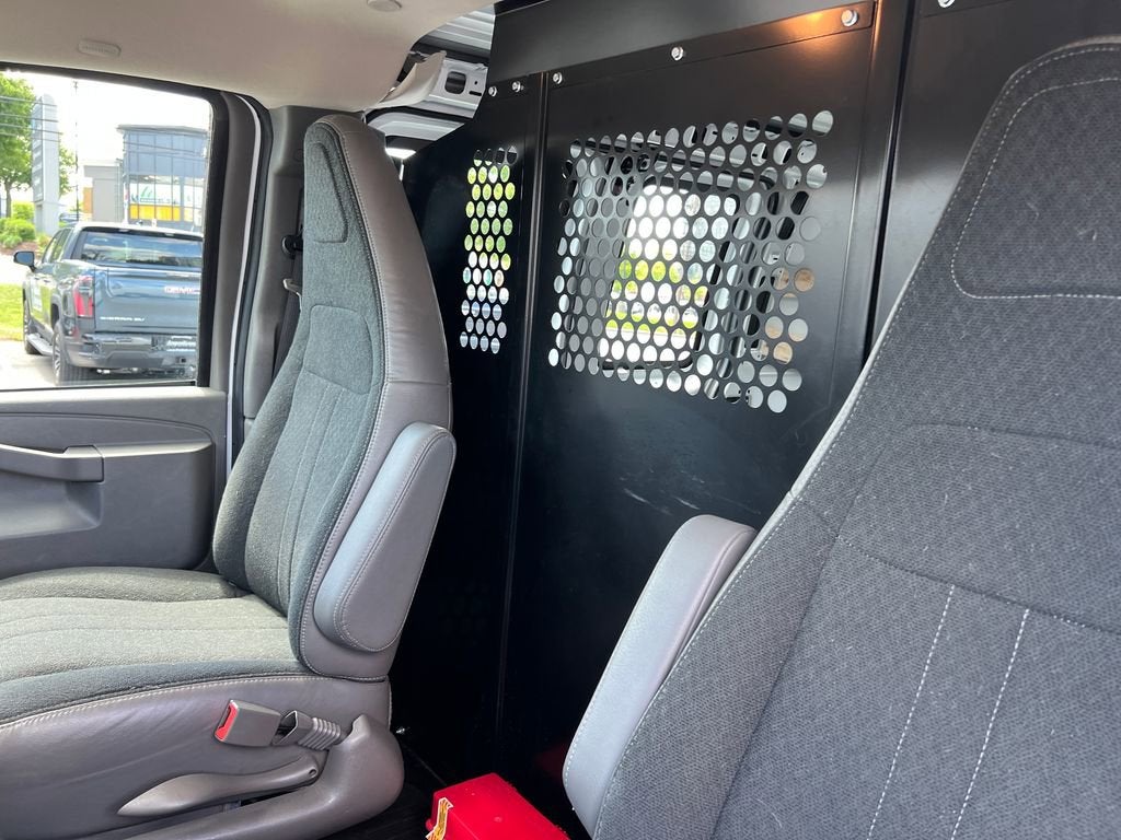2025 GMC Savana Cargo Work Van