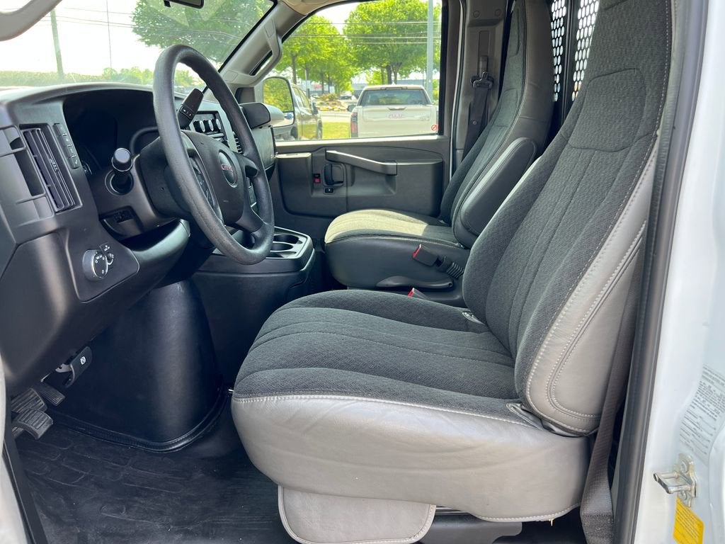 2024 GMC Savana Cargo 2500 Work Van