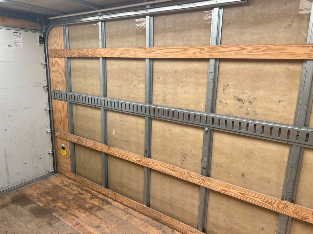 2024 Ford E-Series Cutaway E-350