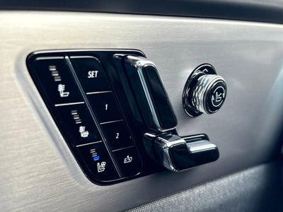 2026 Cadillac VISTIQ Premium Luxury