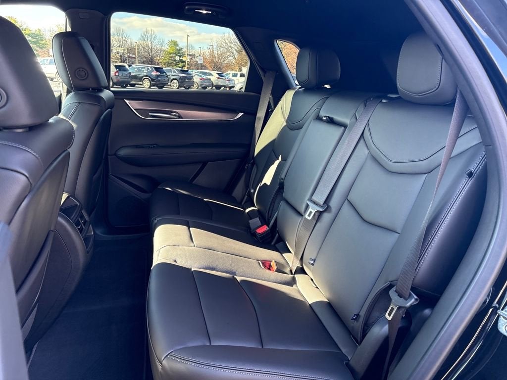 2026 Cadillac XT5 Luxury